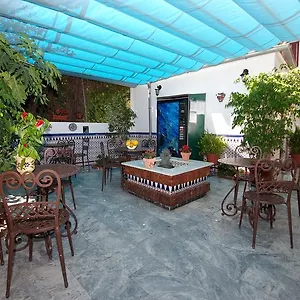 Aduar Guest house