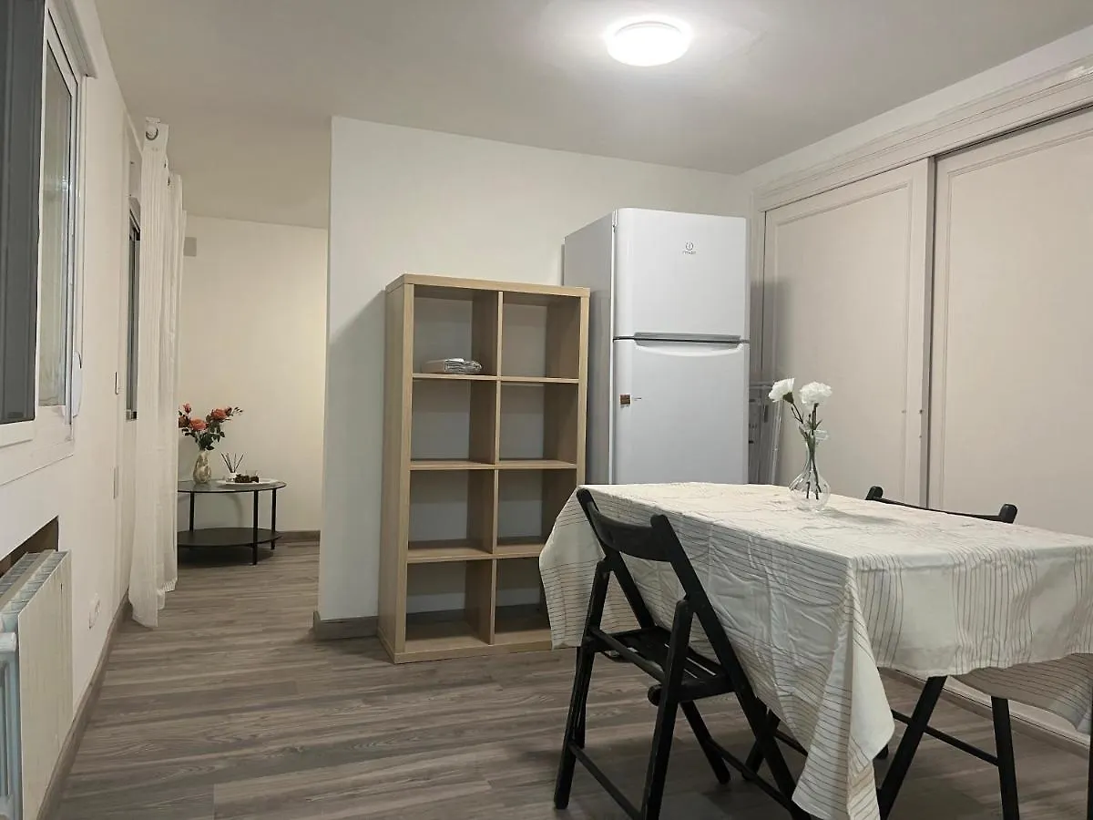 Guest house Marbella别墅独立房带泳池